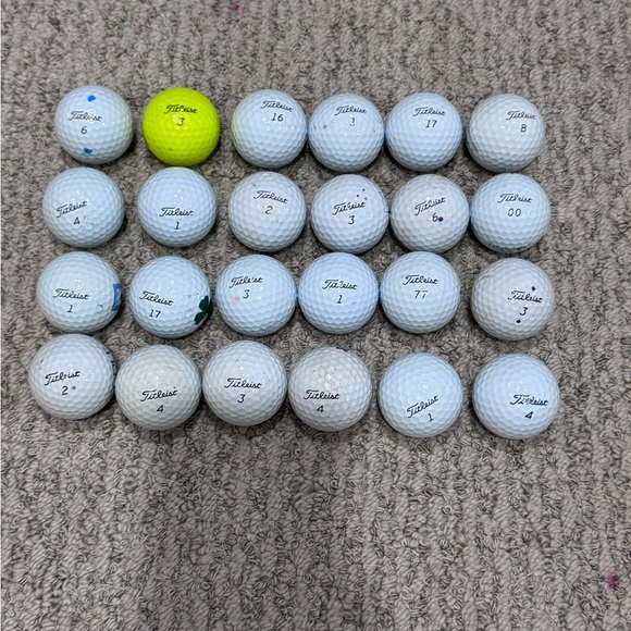 Titleist Golf Balls Set 24 - Picture 1 of 2